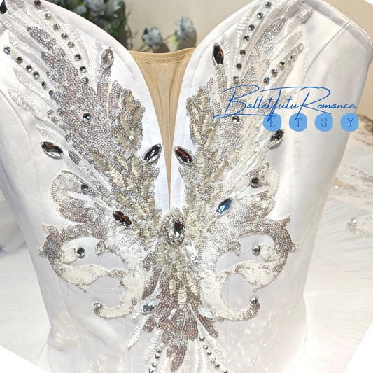 How to Choose a Custom Luxury Ballet Tutu: Guide for Swan Lake, Giselle & Professional Stage Performances