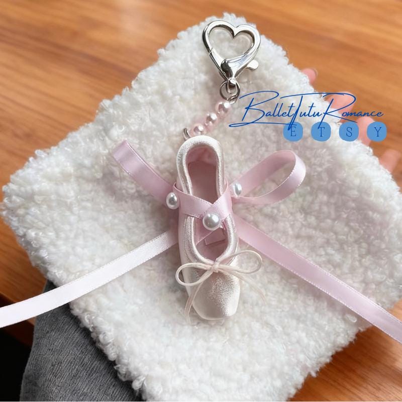 Handmade Ballet Water Bottle Charm Keychain, Dainty Pink Ballerina Bag/Phone Charm