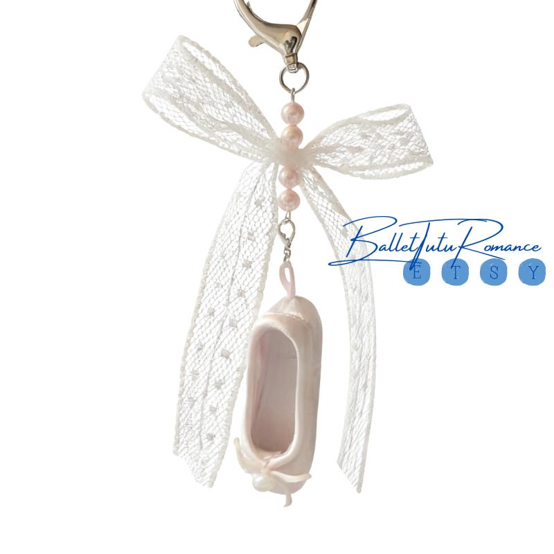 Handmade Ballet Water Bottle Charm Keychain, Dainty Pink Ballerina Bag/Phone Charm
