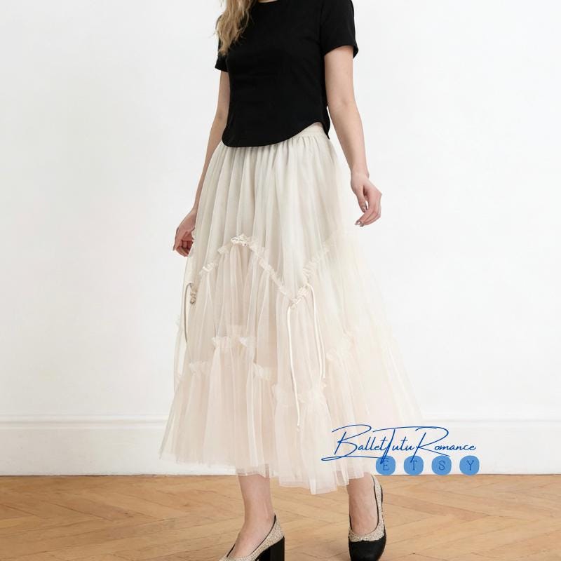 Balletcore Tiered Tulle Midi Skirt, Women's Ruffled Ballet Inspired Daily Skirt,Black & Ivory